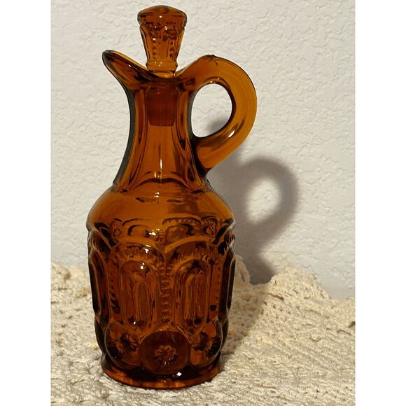 Vintage L.E. Smith Glass Moon and Stars # 6241 Cruet in Dark Amber - Picture 3 of 4